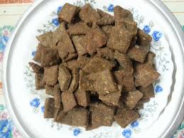 Ragi Shakarpare/ नाचणी शंकरपाळे